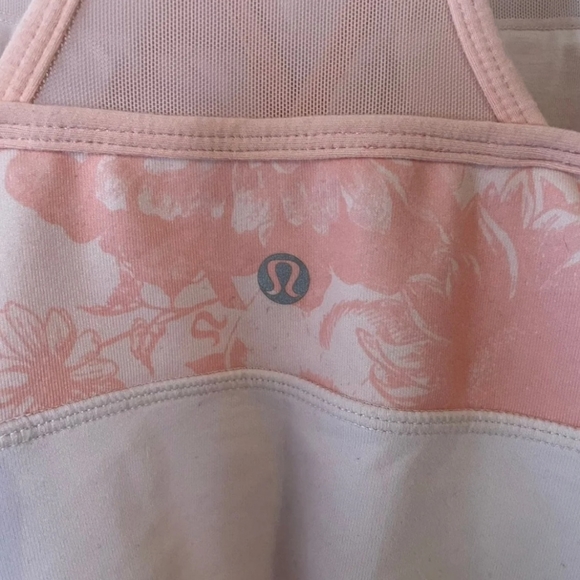 Lululemon Peach Tank Size 2 - Picture 3 of 4